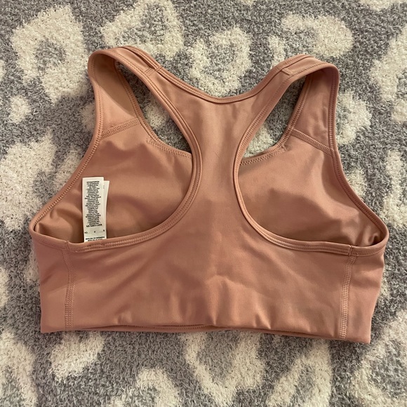 NIKE sports bra - Picture 3 of 3